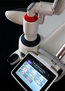 インティマレーザーを関西初導入